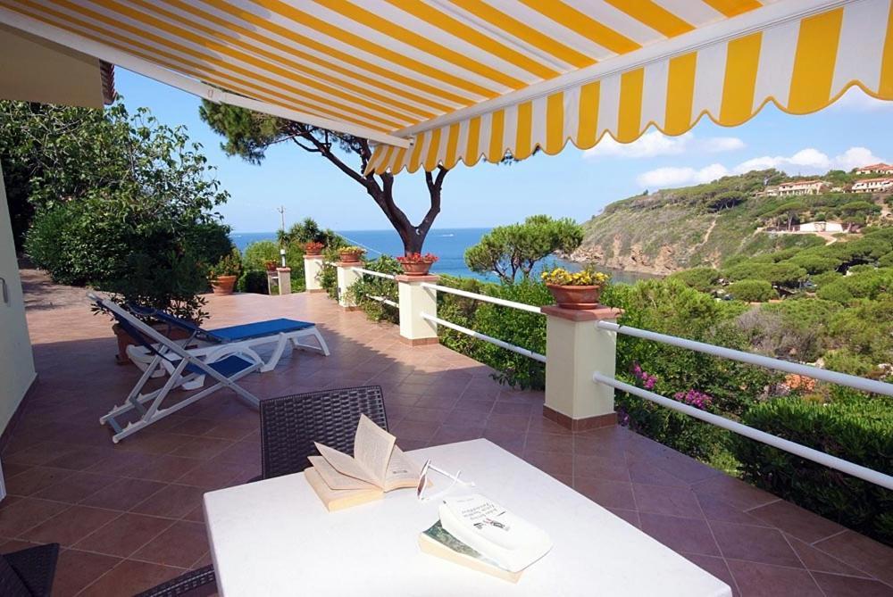 Residence Villa Morcone Capoliveri  Buitenkant foto