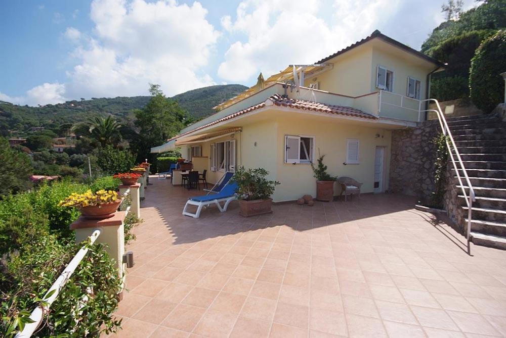 Residence Villa Morcone Capoliveri  Buitenkant foto